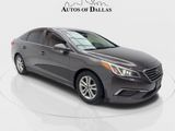 Used 2017 Hyundai Sonata SE image 2