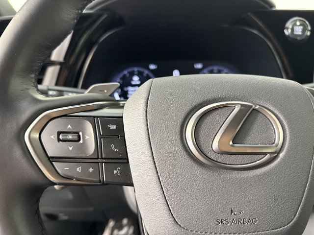 Used 2026 Lexus TX 350 AWD w/ Technology Package image 14