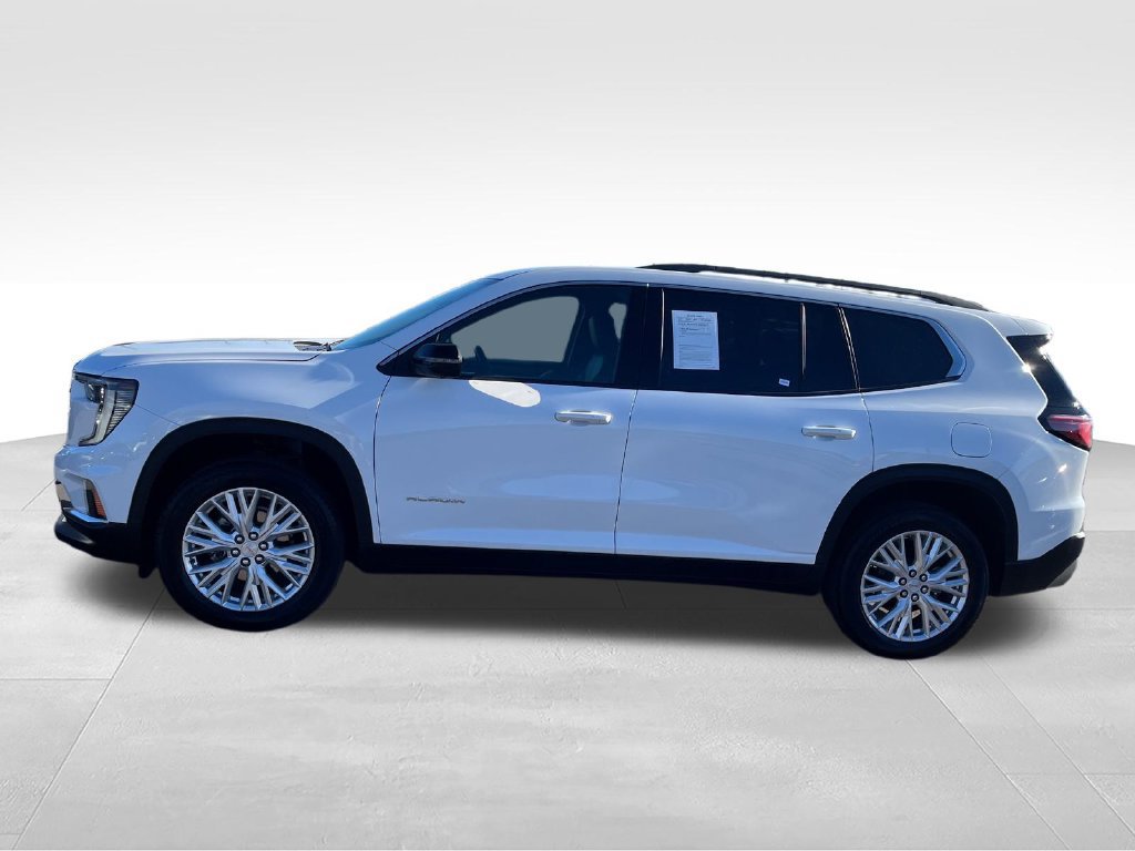 Used 2026 GMC Acadia Elevation w/ Elevation Premium Package FWD image 2