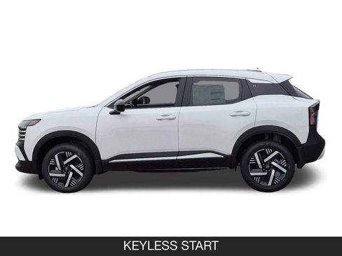 New 2026 Nissan Kicks SV FWD image 5