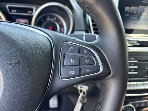 Used 2016 Mercedes-Benz GLE 63 AMG 4MATIC image 30