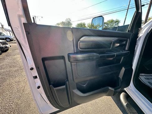 Used 2020 RAM 3500 Tradesman image 9