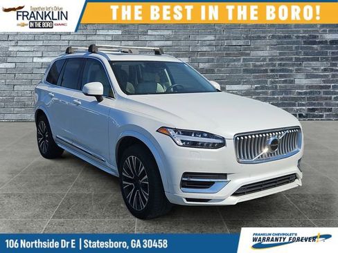 Used 2022 Volvo XC90 T8 Inscription Expression w/ Climate Package image 7