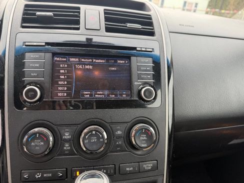 Used 2015 MAZDA CX-9 Touring w/ Touring Technology Package image 9