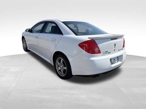 Used 2009 Pontiac G6 Sedan w/ Sport Package 2 FWD image 8