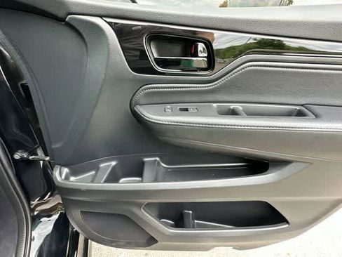 Used 2023 Honda Odyssey Touring image 25