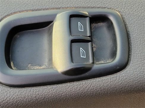 Used 2022 Ford Transit 350 XLT image 21