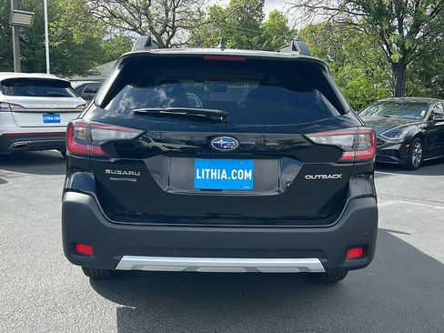 Certified 2025 Subaru Outback Limited AWD/4WD image 7