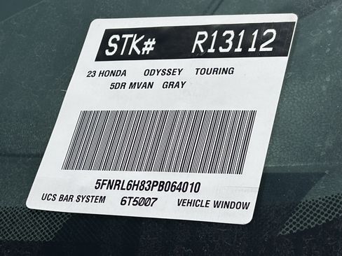 Used 2023 Honda Odyssey Touring image 5