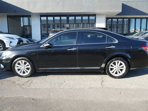 Used 2010 Lexus ES 350 FWD image 2