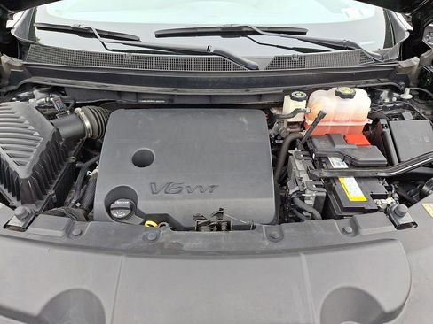 Used 2022 Chevrolet Traverse LT w/ LPO, Floor Liner Package AWD/4WD image 32
