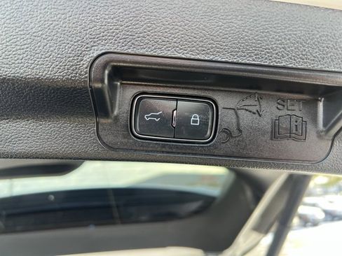 Used 2023 Ford Explorer ST w/ Equipment Group 401A image 8