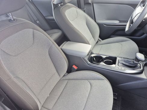 New 2026 Kia K4 FWD image 15
