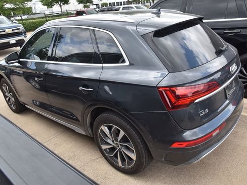 Used 2021 Audi Q5 2.0T Premium w/ Convenience Package AWD/4WD image 9