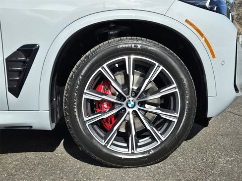 New 2026 BMW X5 xDrive40i w/ M Sport Package image 11