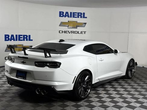Used 2023 Chevrolet Camaro ZL1 image 5