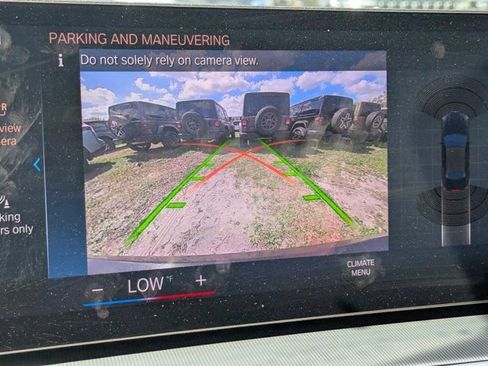 Used 2024 BMW 430i Convertible w/ M Sport Package image 16