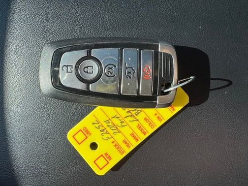 Used 2024 Ford Edge SEL w/ Convenience Package image 40