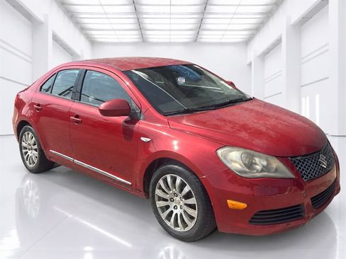 Used 2013 Suzuki Kizashi SE AWD/4WD image 2