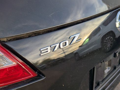 Used 2012 Nissan 370Z Touring w/ Sport Pkg image 8