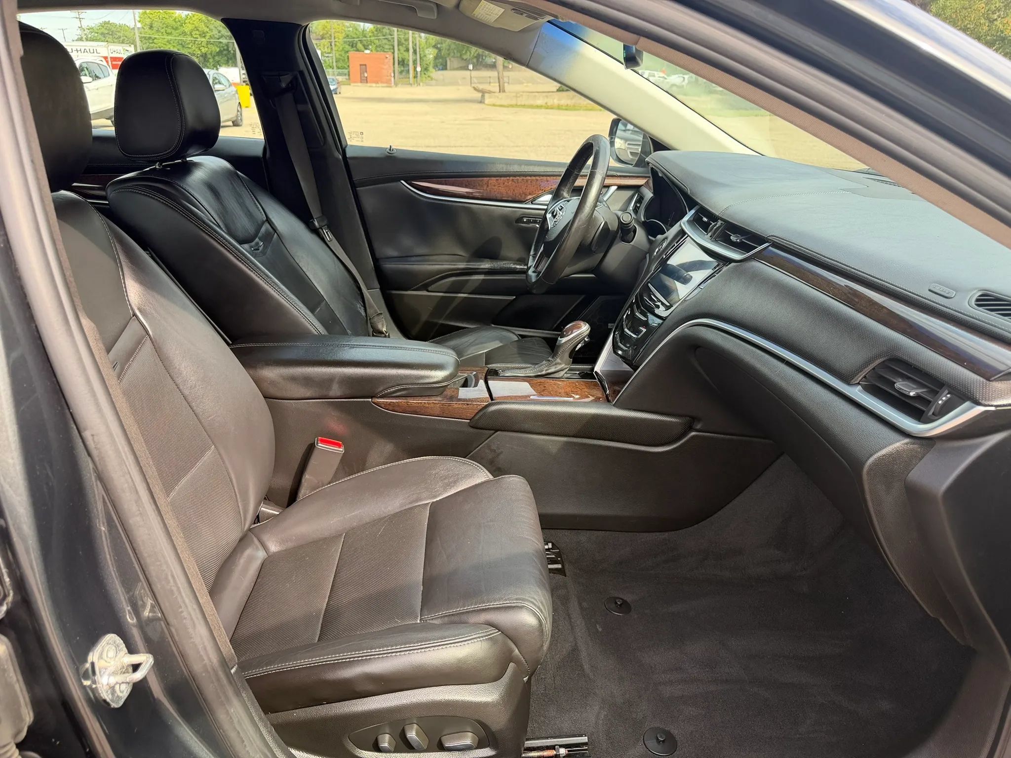 Used 2015 Cadillac XTS Luxury AWD/4WD image 17