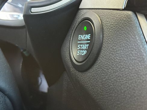Certified 2022 Ford Escape SE w/ Convenience Package FWD image 25