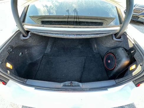 Used 2015 Dodge Charger SXT w/ Premium Group image 18