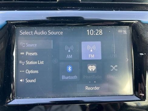 Used 2019 Toyota Camry L image 27
