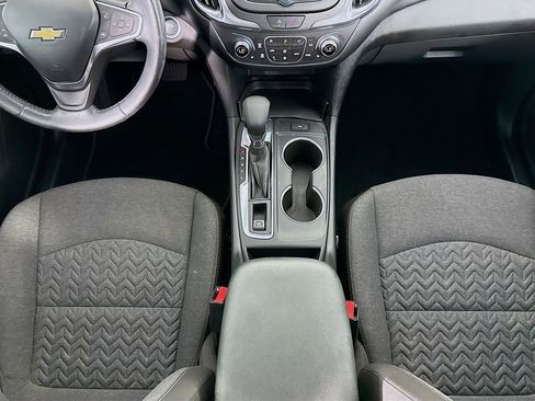 Used 2022 Chevrolet Equinox LT FWD image 16