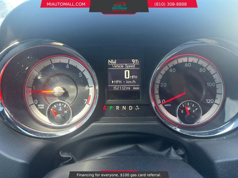 Used 2017 Dodge Grand Caravan SXT w/ Rear Park Assist Package FWD image 8