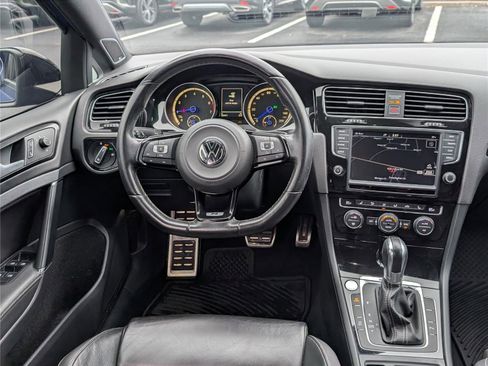 Used 2016 Volkswagen Golf R 4-Door image 15