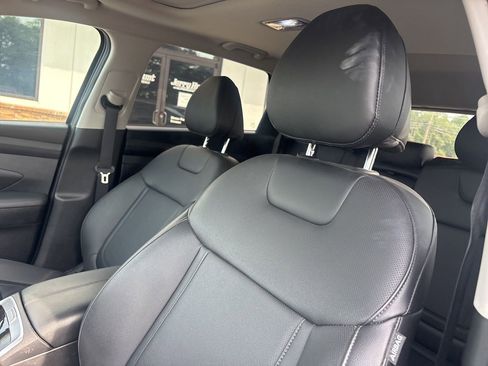 Used 2025 Hyundai Tucson SEL FWD image 3