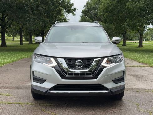 Used 2020 Nissan Rogue SV AWD/4WD image 2