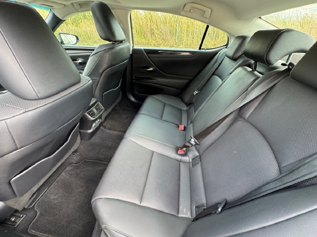 Used 2019 Lexus ES 350 w/ Premium Package FWD image 30
