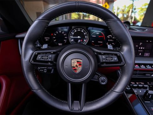Used 2020 Porsche 911 Carrera 4S image 26
