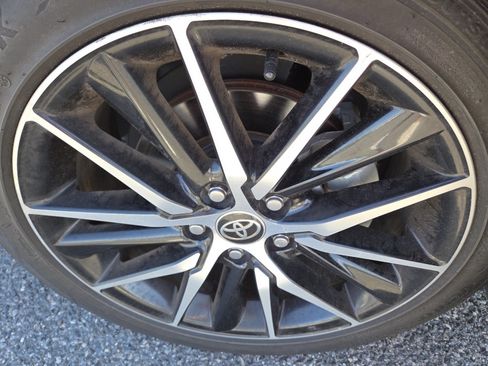 Used 2023 Toyota Camry SE w/ Convenience Package FWD image 11