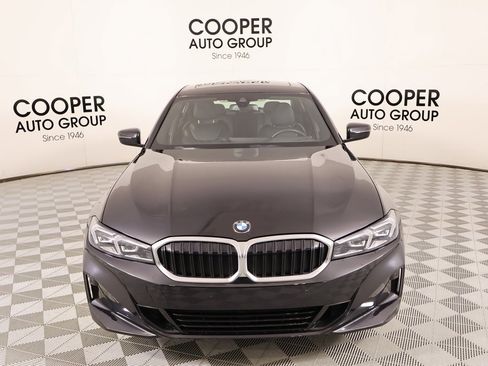 Used 2023 BMW 330i Sedan w/ Premium Package image 10