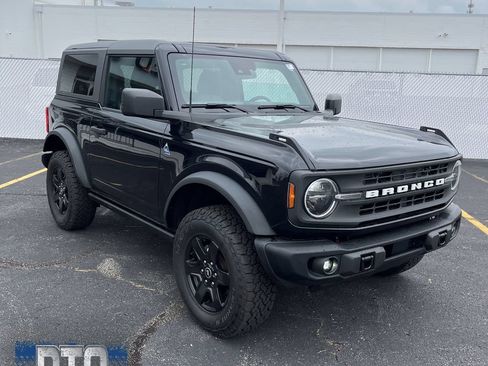 Used 2024 Ford Bronco Black Diamond AWD/4WD image 1