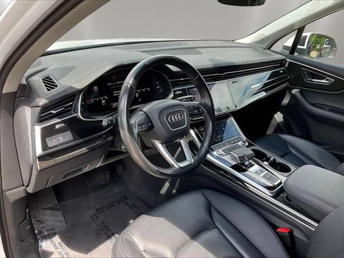 Used 2023 Audi Q7 3.0T Premium Plus w/ Premium Plus Package AWD/4WD image 17