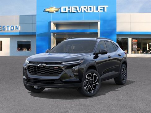 New 2026 Chevrolet Trax RS w/ Sunroof Package image 6