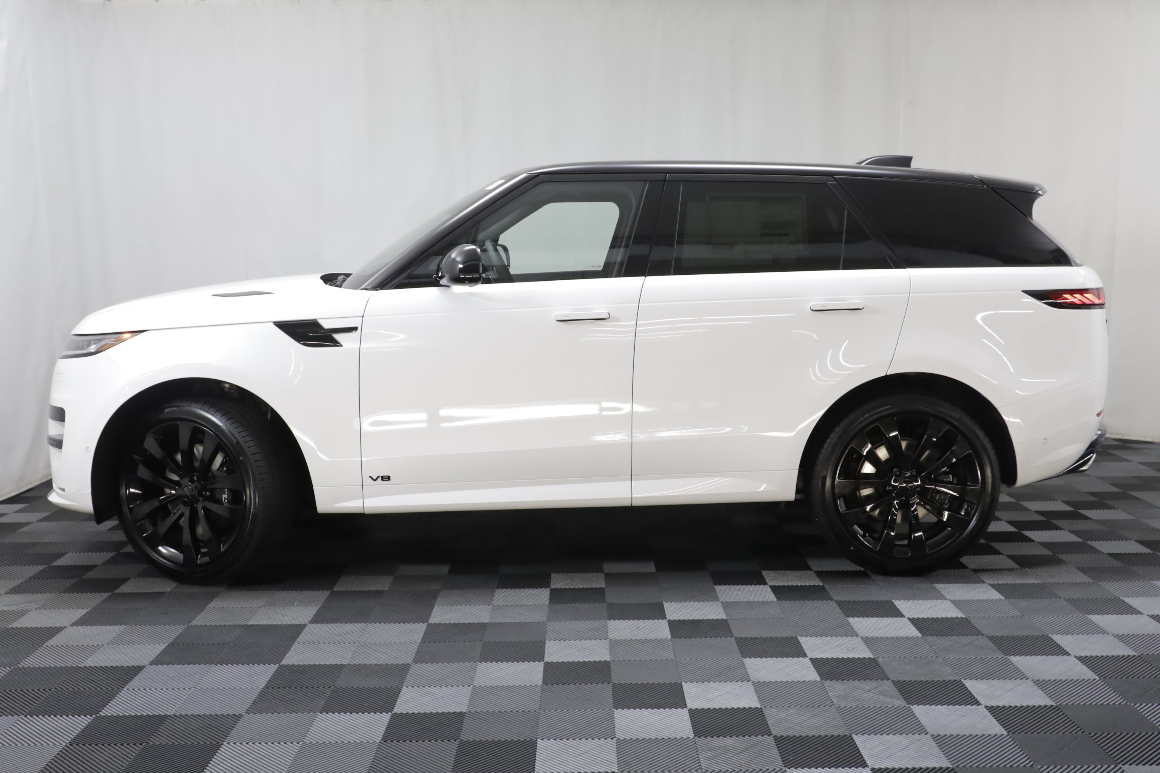 New 2027 Land Rover Range Rover Sport Twenty Edition AWD/4WD image 5