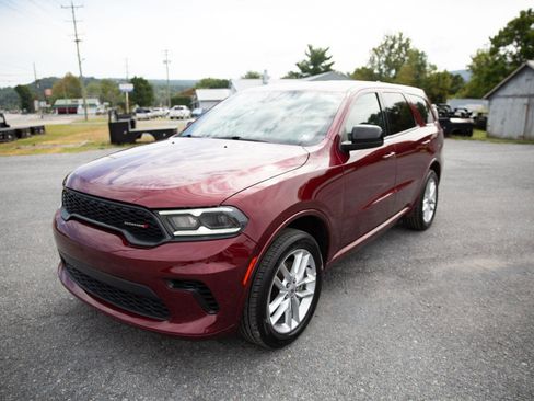 Used 2024 Dodge Durango GT image 8