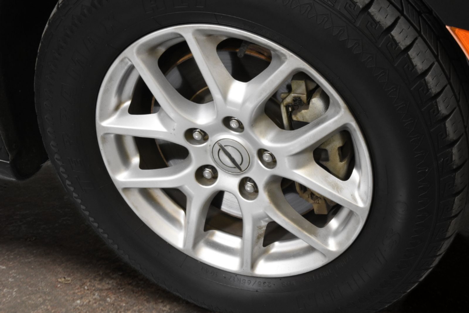 Used 2023 Chrysler Pacifica Touring-L FWD image 6