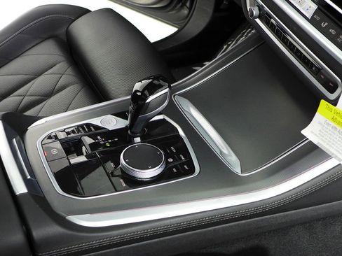 Certified 2023 BMW X5 sDrive40i w/ Premium Package image 15