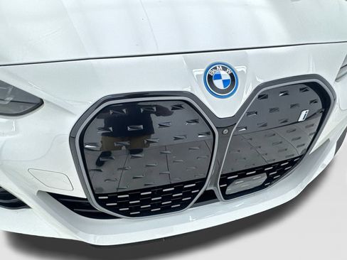 Used 2023 BMW i4 eDrive40 w/ M Sport Package RWD image 26