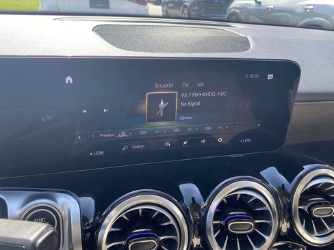 Certified 2023 Mercedes-Benz GLB 250 w/ Premium Package image 7