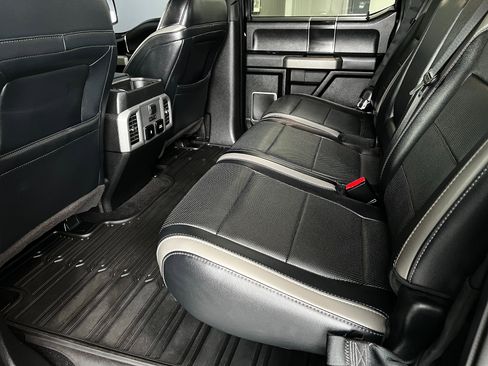 Used 2018 Ford F150 Raptor w/ Equipment Group 802A Luxury image 20