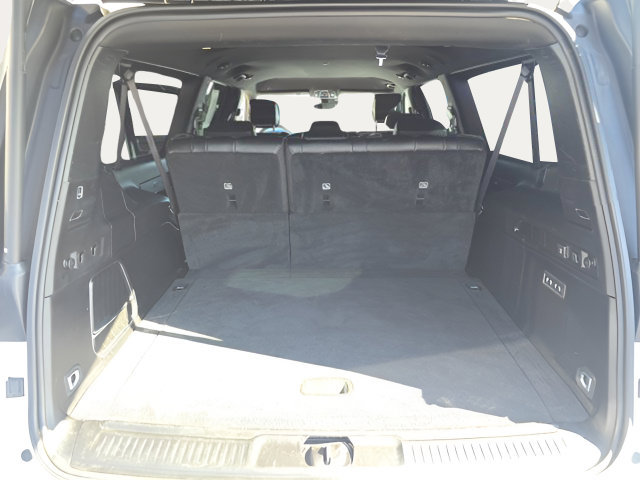 Certified 2024 Jeep Wagoneer L Series II w/ Flexible Seating Group AWD/4WD image 29