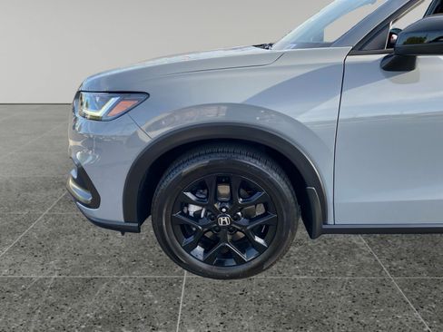 Used 2025 Honda HR-V Sport image 14