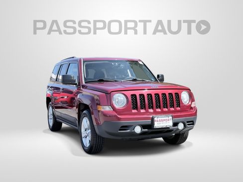 Used 2013 Jeep Patriot Sport w/ PWR Value Group FWD image 3
